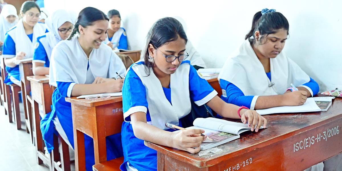 Use of Modifier-এর ৩টি Exercise,  ১ম পর্ব, এইচএসসি ইংরেজি ২য় পত্র